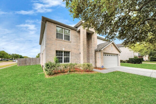 Building Photo - 2203 Gable Hollow Ln