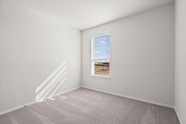 Building Photo - 408 Kapok St