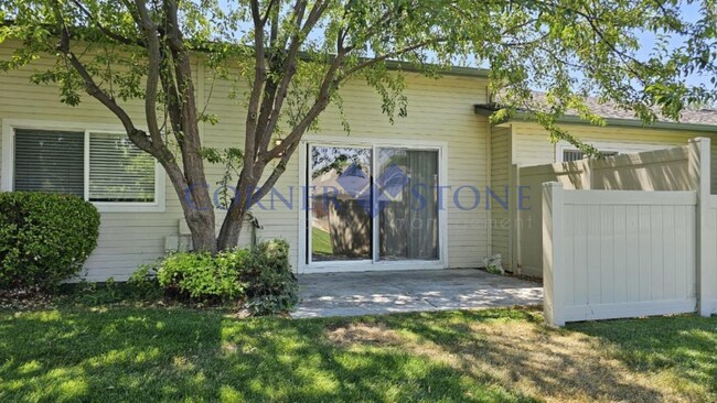 Building Photo - 10326 W Bantam St
