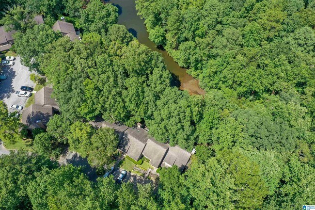 Building Photo - 327 Heath Dr