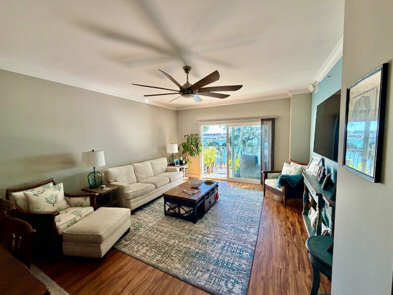 Building Photo - 113 Brooks St SE