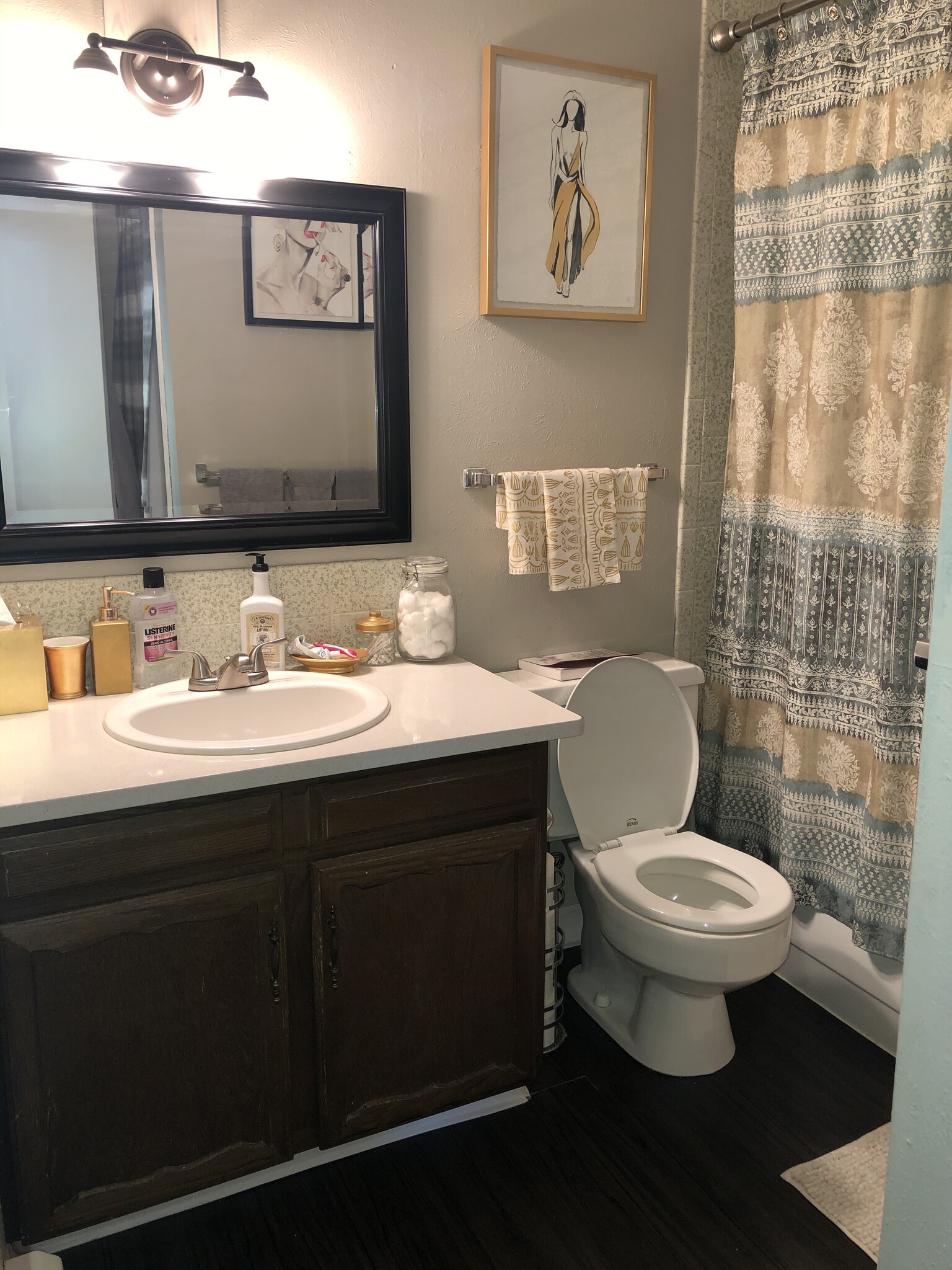 bath - 645 Manhattan Pl