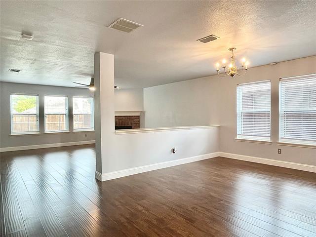 Building Photo - 3913 Plymouth Dr