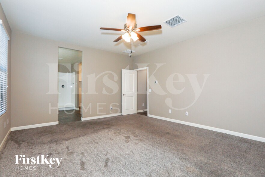 Building Photo - 4151 W Goldmine Mountain Dr