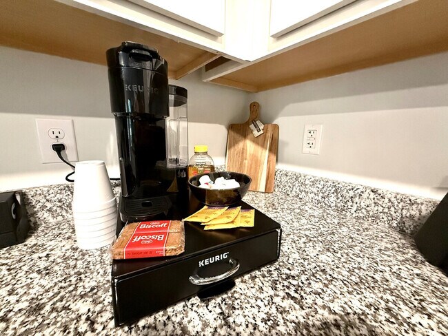 Building Photo - 2794 Prince Charles Ct