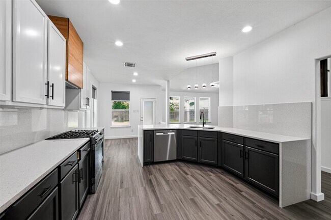 Building Photo - 13403 Summer Villa Ln