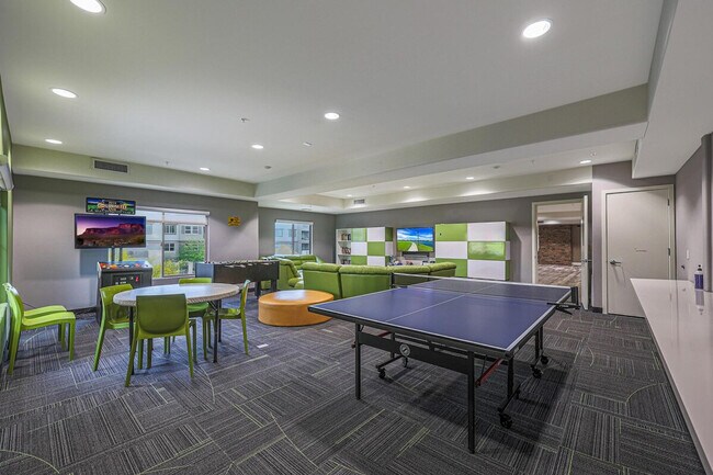 Building Photo - 5350 E Deer Valley Dr