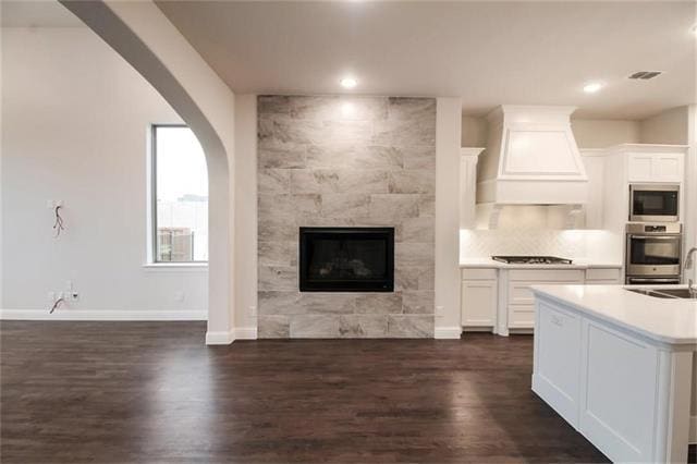 Building Photo - 860 Avery St