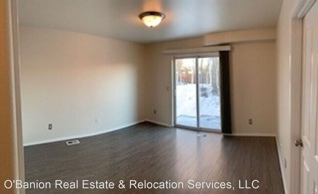 Building Photo - 2 br, 2 bath House - 6133 Spruce Meadows Loop