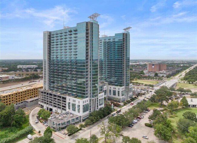 Building Photo - 5925 Almeda Rd