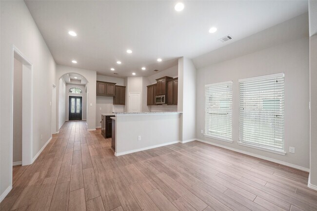 Building Photo - 132 Fox Trail Rd