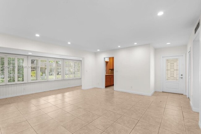 Building Photo - 17244 SW 112th Pl
