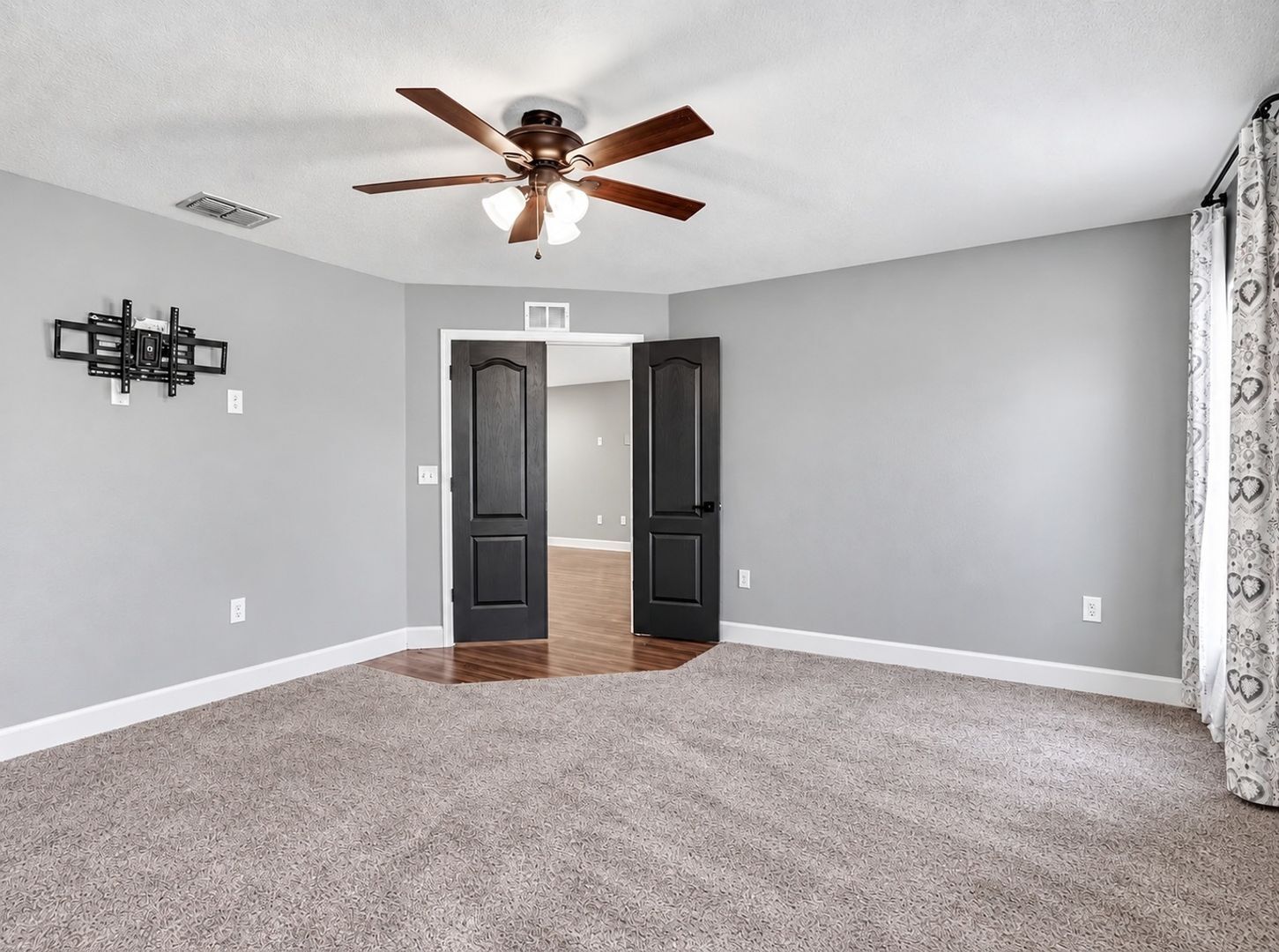 Building Photo - 188 Black Skimmer Ln