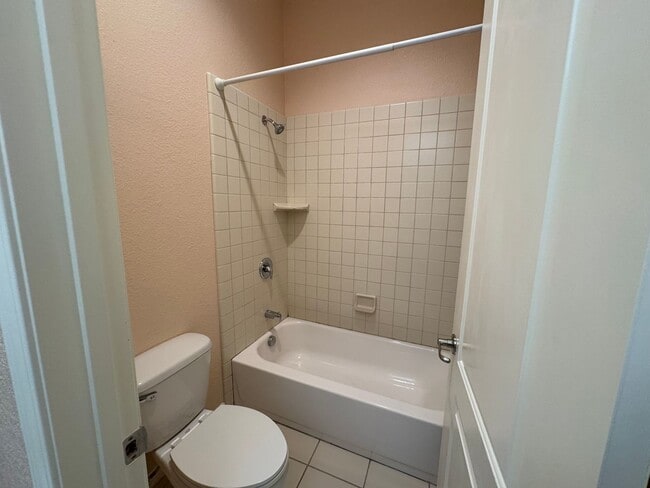 Building Photo - 4 Bedroom, 3 car garage- Foothills at Wingfield Springs. Pets welcome!