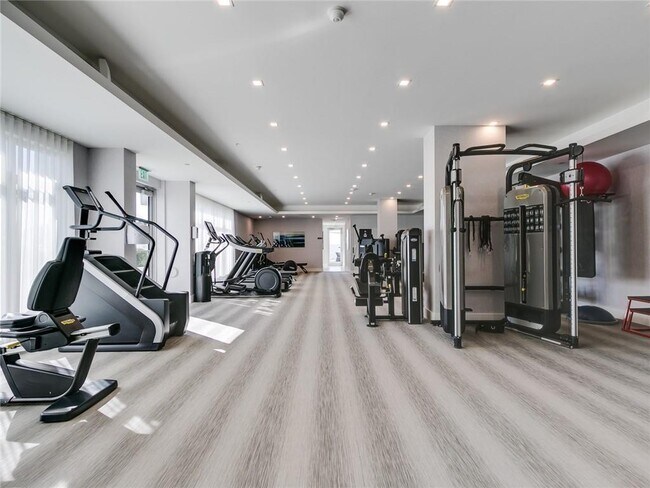 Building Photo - 155 E Boca Raton Rd