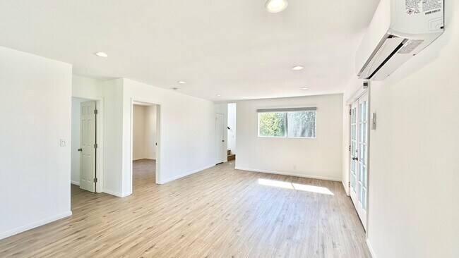 Building Photo - Nicely Updated Country Two-Story Home in t...