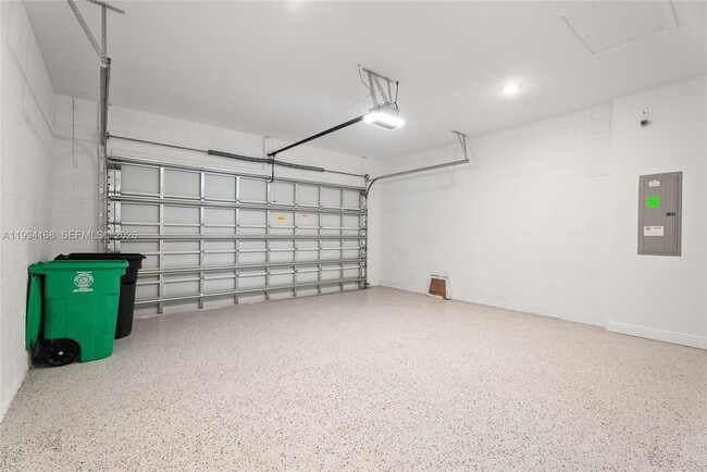 Building Photo - 11267 SW Pietra Wy