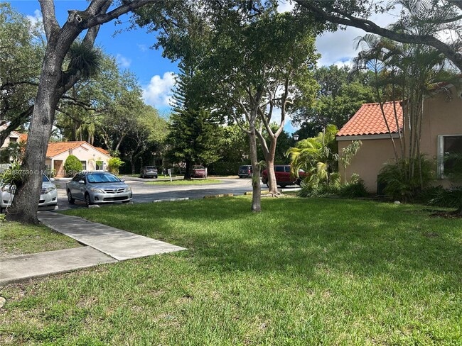 Building Photo - 11810 SW 80th St