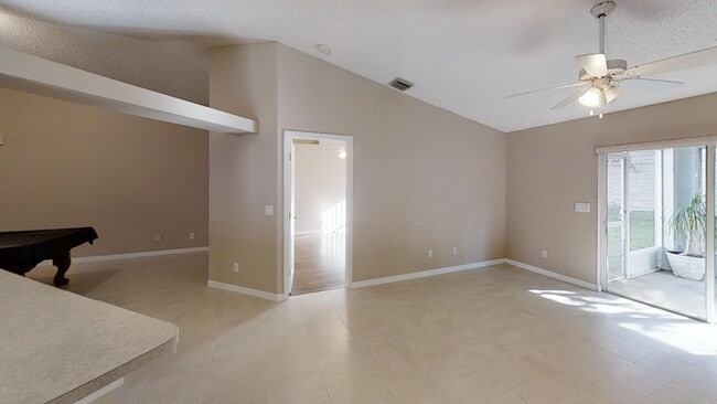 Building Photo - 2457 Deercroft Dr