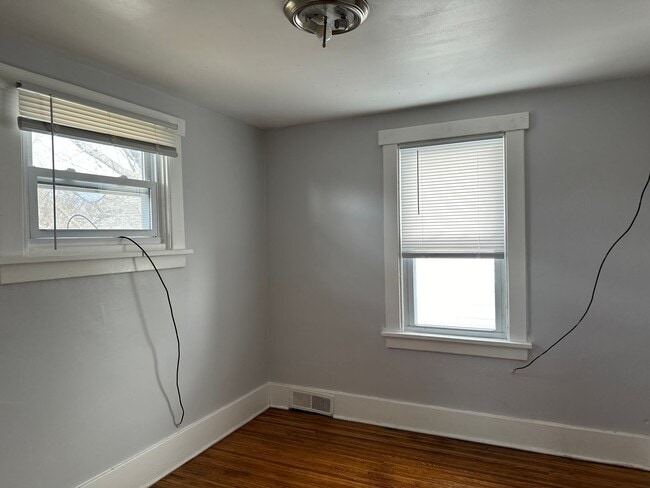 Building Photo - YOU WILL LOVE THIS HOME . CALL NOW FOR APPOINTMENT !!!