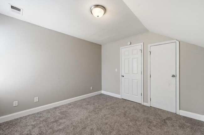 Building Photo - 1177 Arlington Ave SW