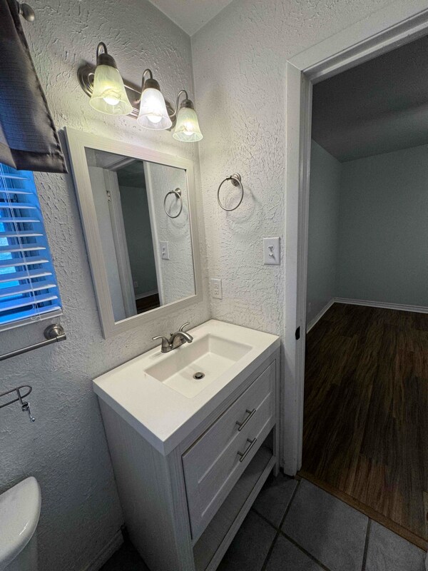 Building Photo - 106 Hope Ln