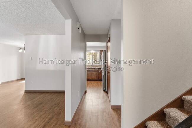 Building Photo - 816 S Robinhood St