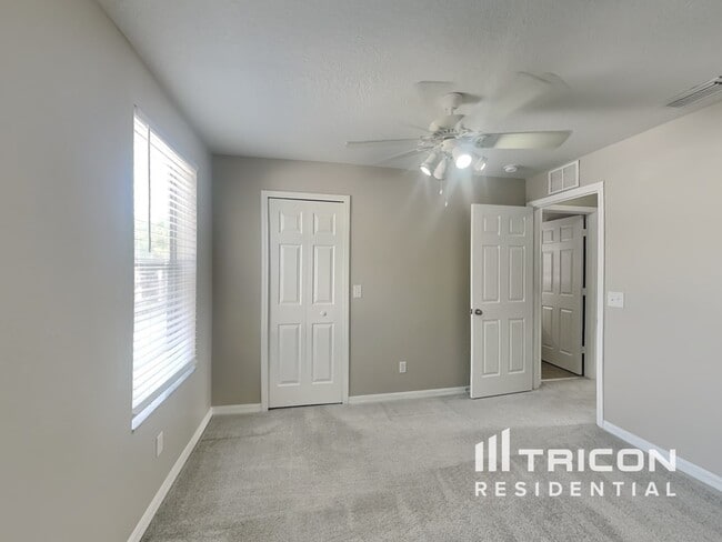 Building Photo - 10812 Shasta Ct