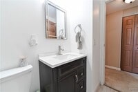 Building Photo - 8003 Bamm Hollow Rd