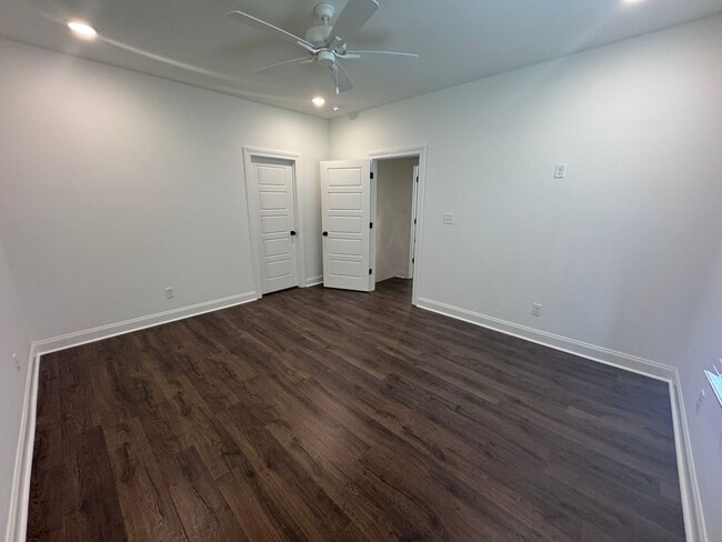 Building Photo - 3BD/3BA FOR RENT IN SOUTH GROVE