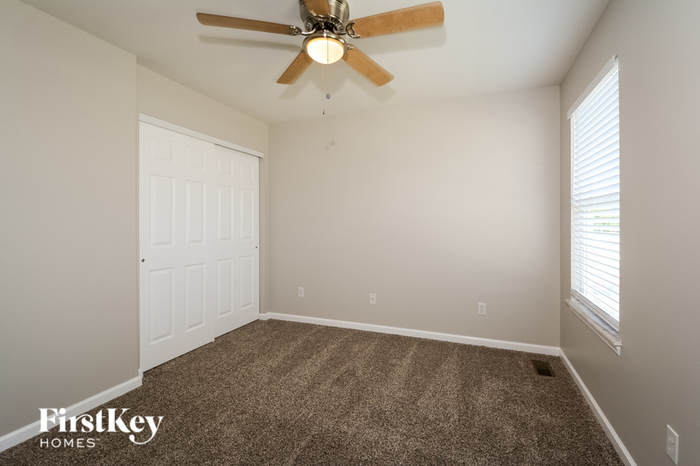 Building Photo - 203 Dardenne Run Ct