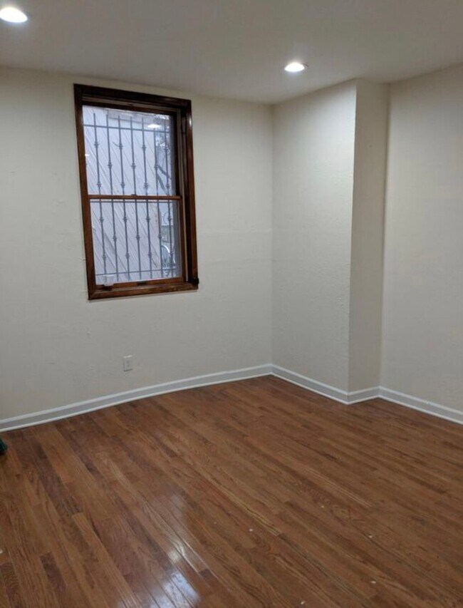 Building Photo - One Bedroom with office Trinity on Fabric Row