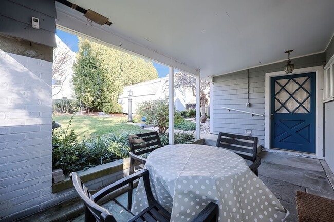 Building Photo - WINTER RENTAL: Painters Perch on Rocky Neck