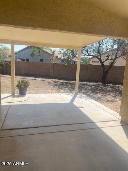 Building Photo - 35497 N Shorthorn Trail