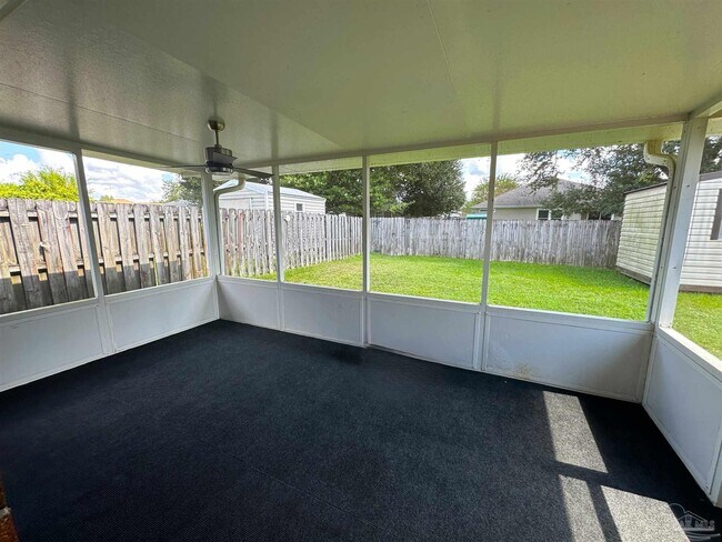 Building Photo - 8908 Abbington Dr