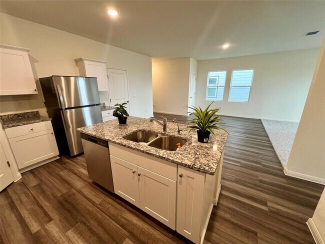 Building Photo - 509 Lagoon Dr