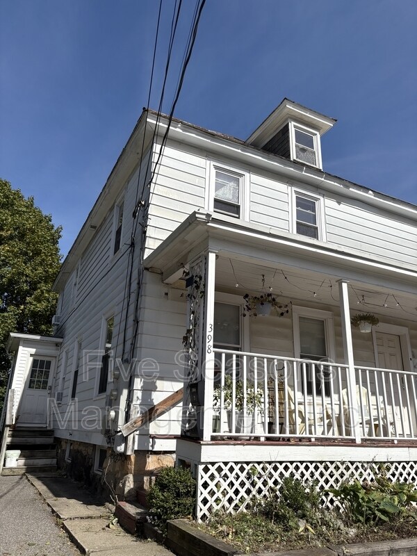 Primary Photo - 398 North St
