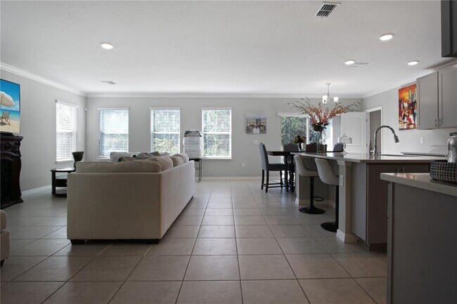 Building Photo - 1171 Oak Bluff Dr