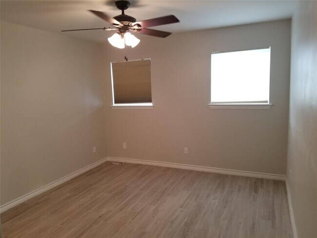Building Photo - 6510 Grape St