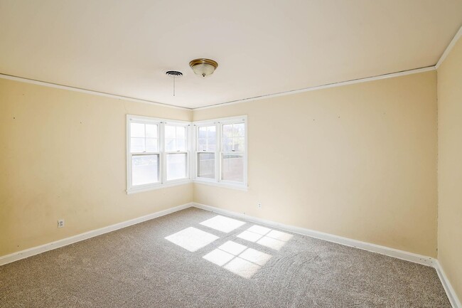 Building Photo - 1528 S Lipscomb St