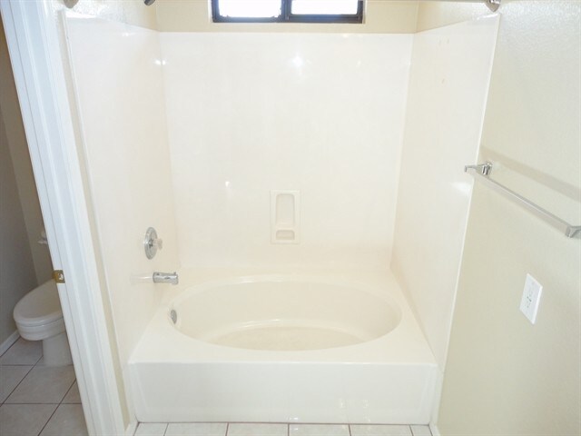 Building Photo - 2392 E Remington Pl