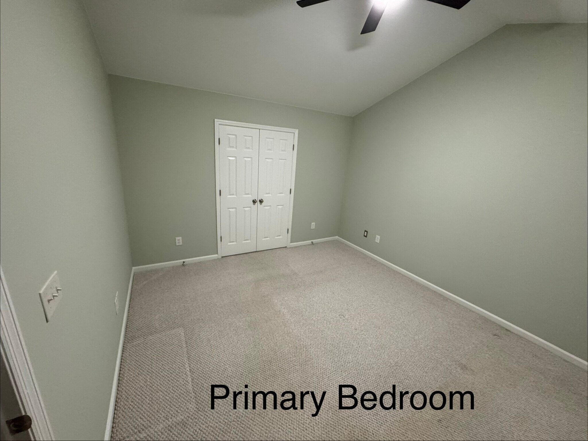 Building Photo - 102 Bill Park Dr