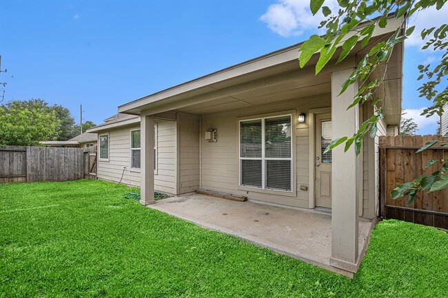 Building Photo - 25227 Ginger Ranch Dr