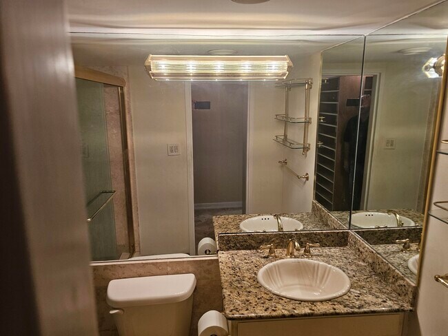 Building Photo - 1501 S Flagler Dr