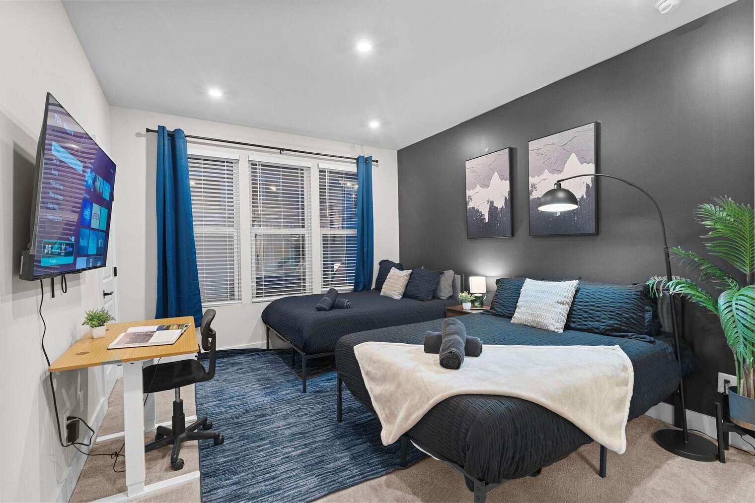 Building Photo - 1442 Hamilton St