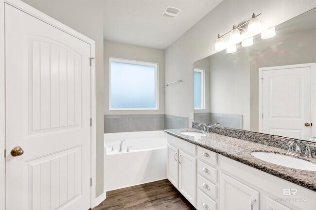 Building Photo - 7014 Shallow Brook Ct