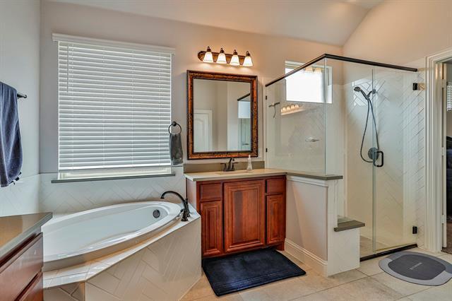 Building Photo - 2425 Turning Leaf Ln