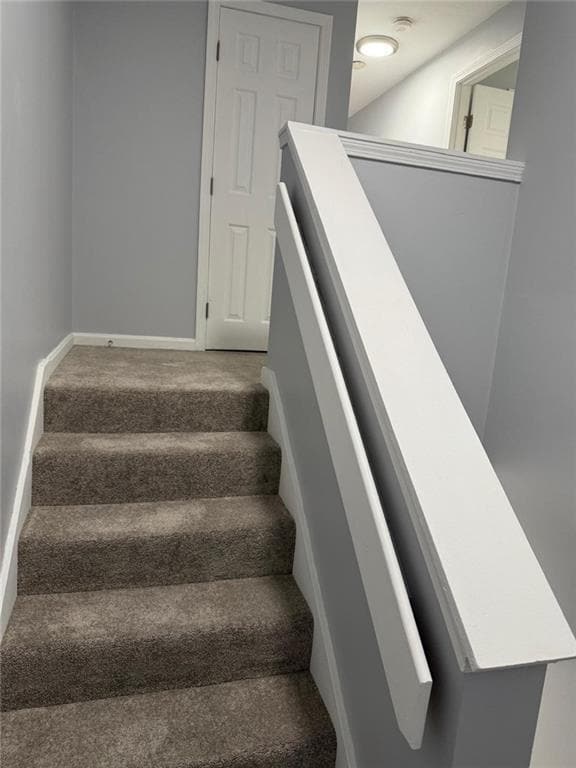 Building Photo - 16 Saratoga Ave