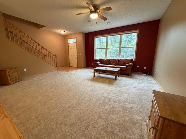 Building Photo - 11007 Oak Grv Cir