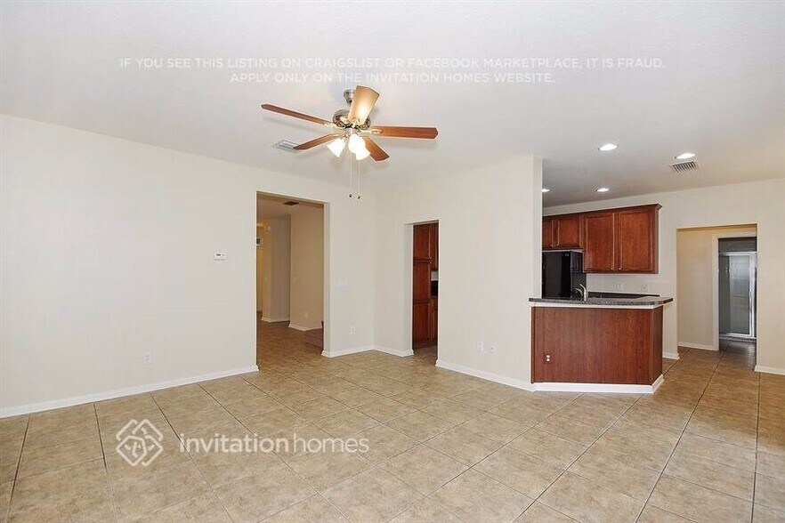 Building Photo - 10627 Cypress Trail Dr